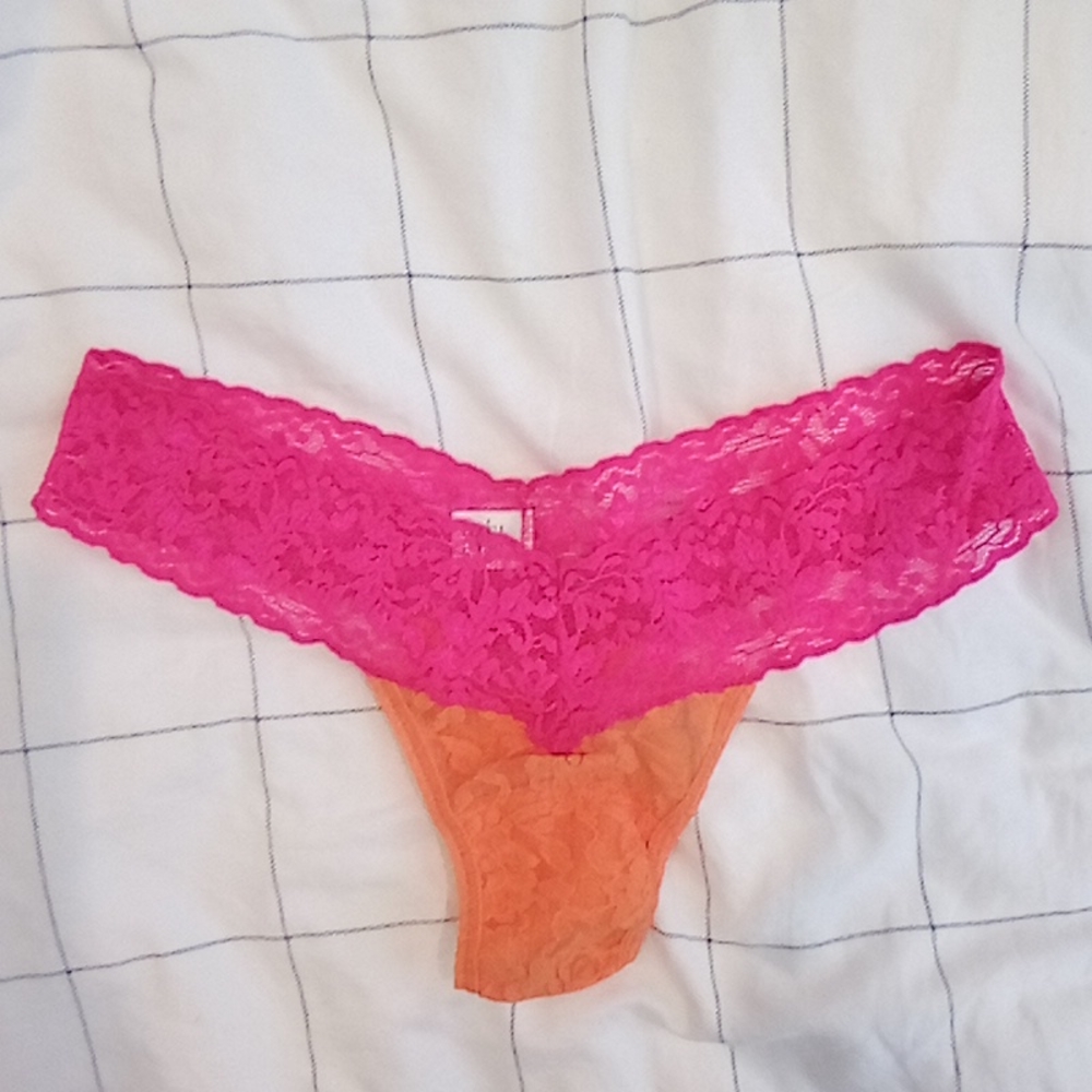 🌸LOWRISE LACE THONG🌸